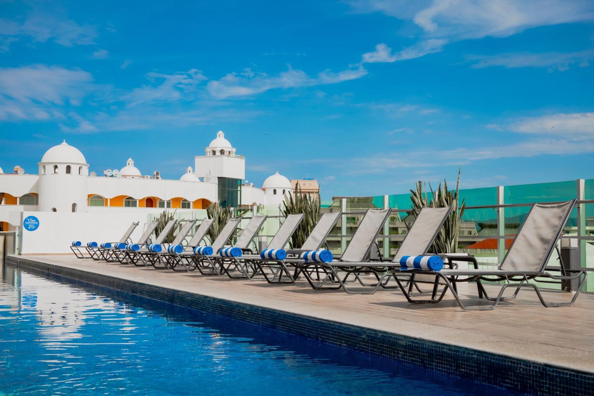 Hotel Villa Varadero Нуево-Вальярта Екстер'єр фото