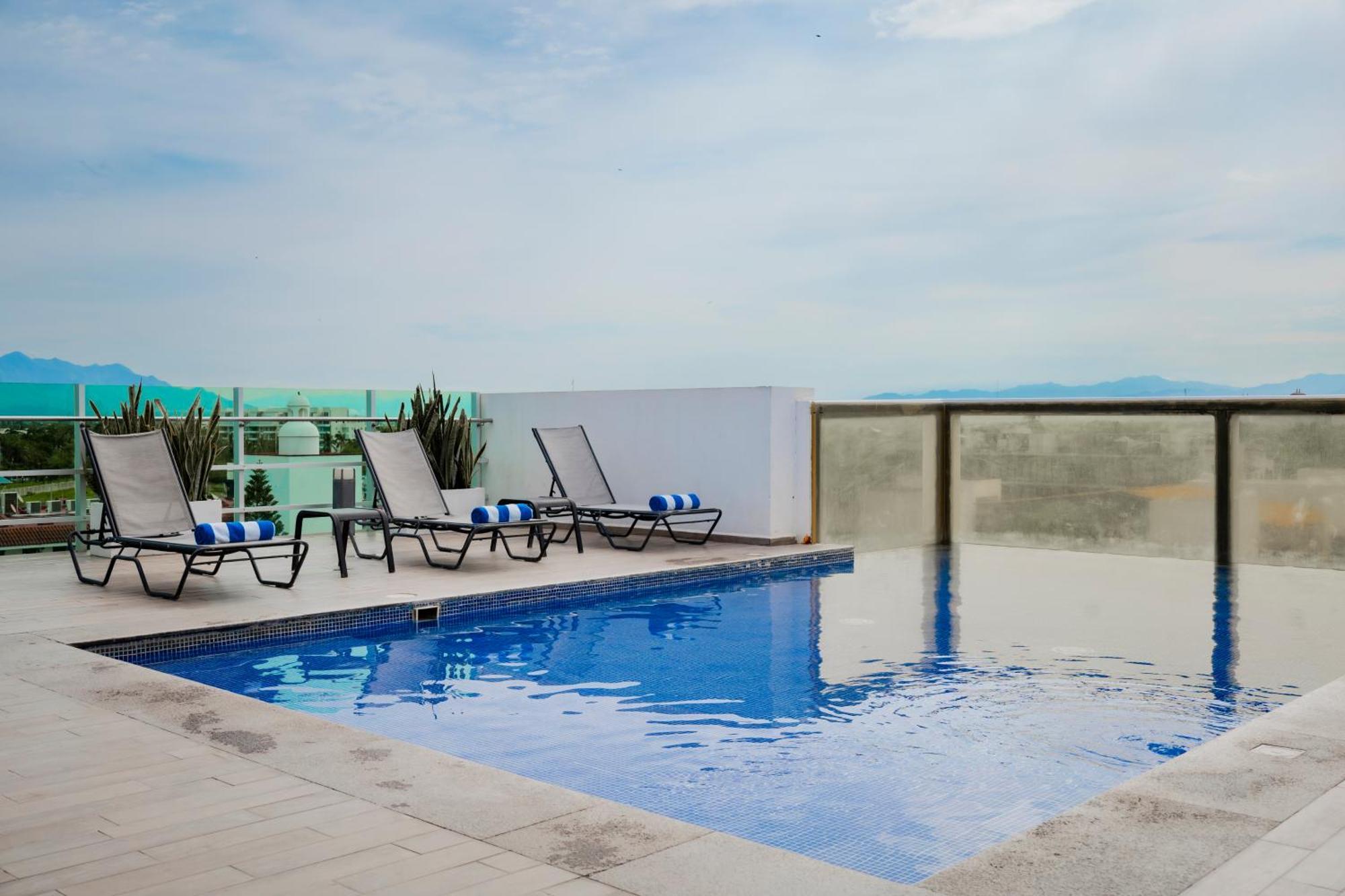Hotel Villa Varadero Нуево-Вальярта Екстер'єр фото
